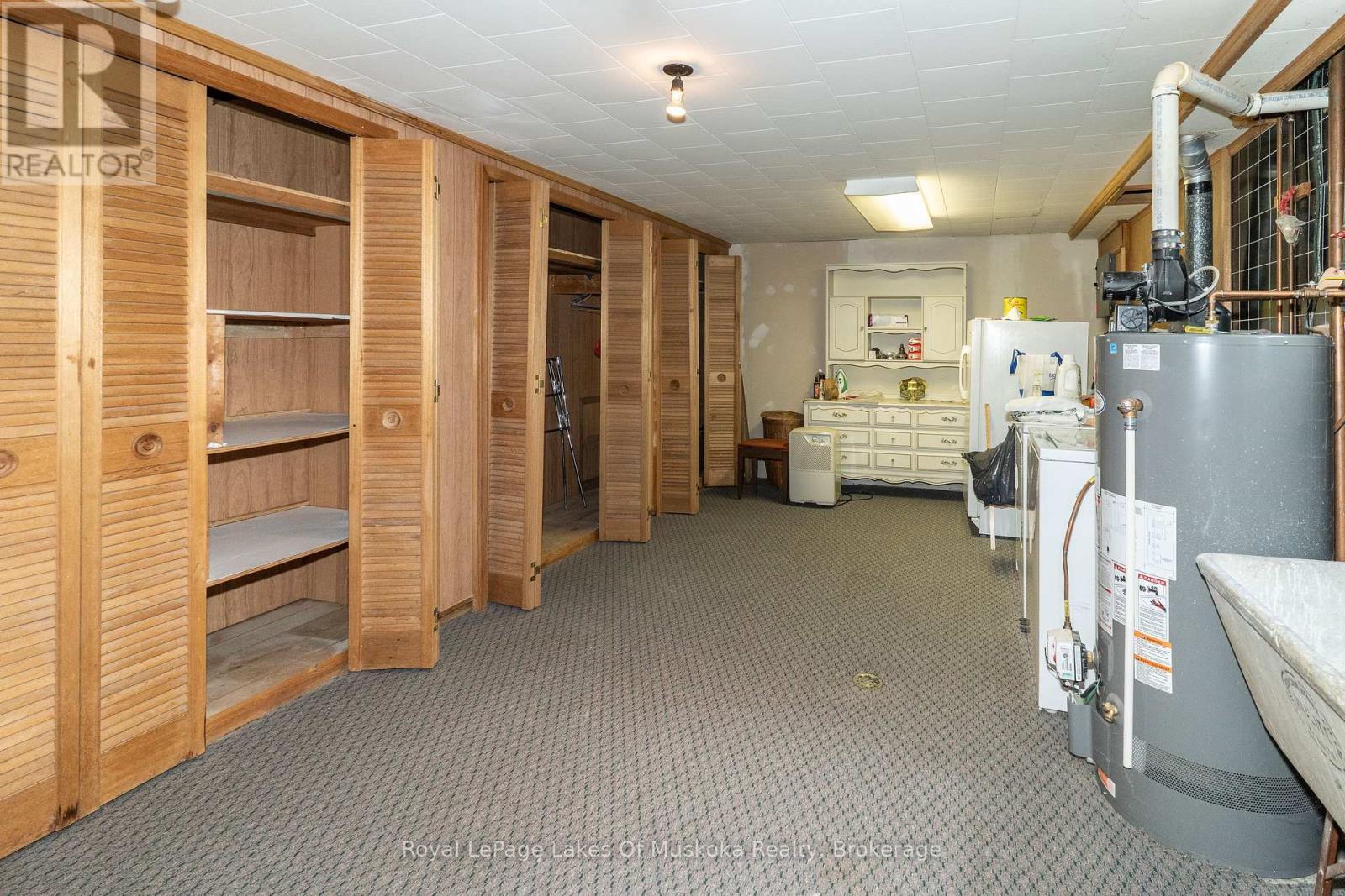 












555 SARAH STREET N

,
Gravenhurst (Muskoka (S)),




Ontario
P1P1E9

