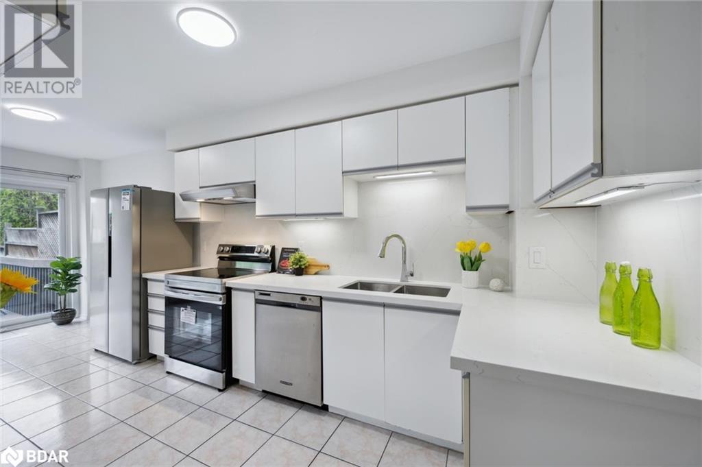 












930 BLIZZARD Road

,
Mississauga,




Ontario
L5V1T1

