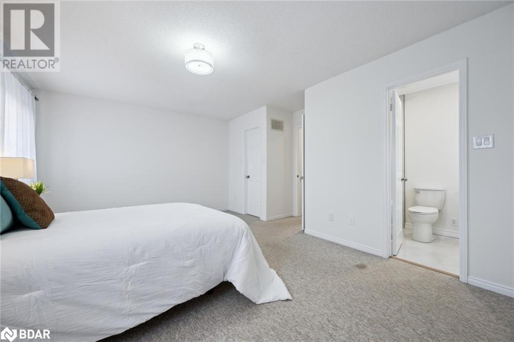 












930 BLIZZARD Road

,
Mississauga,




Ontario
L5V1T1

