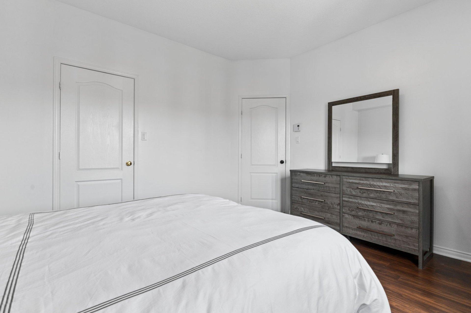 









817


Boul. de la Cité

, 3,
Gatineau (Gatineau),




QC
J8R0G2

