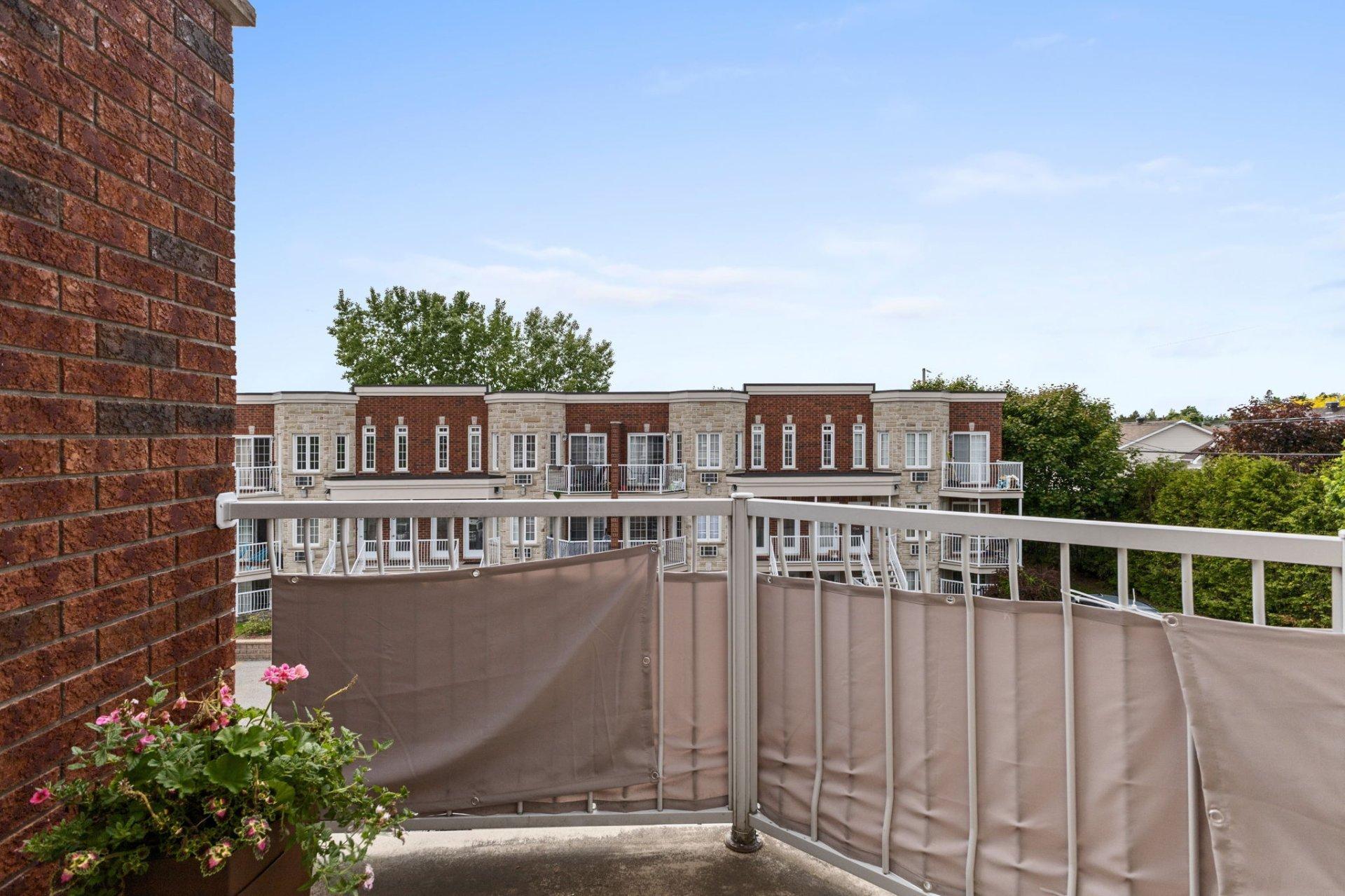 









817


Boul. de la Cité

, 3,
Gatineau (Gatineau),




QC
J8R0G2

