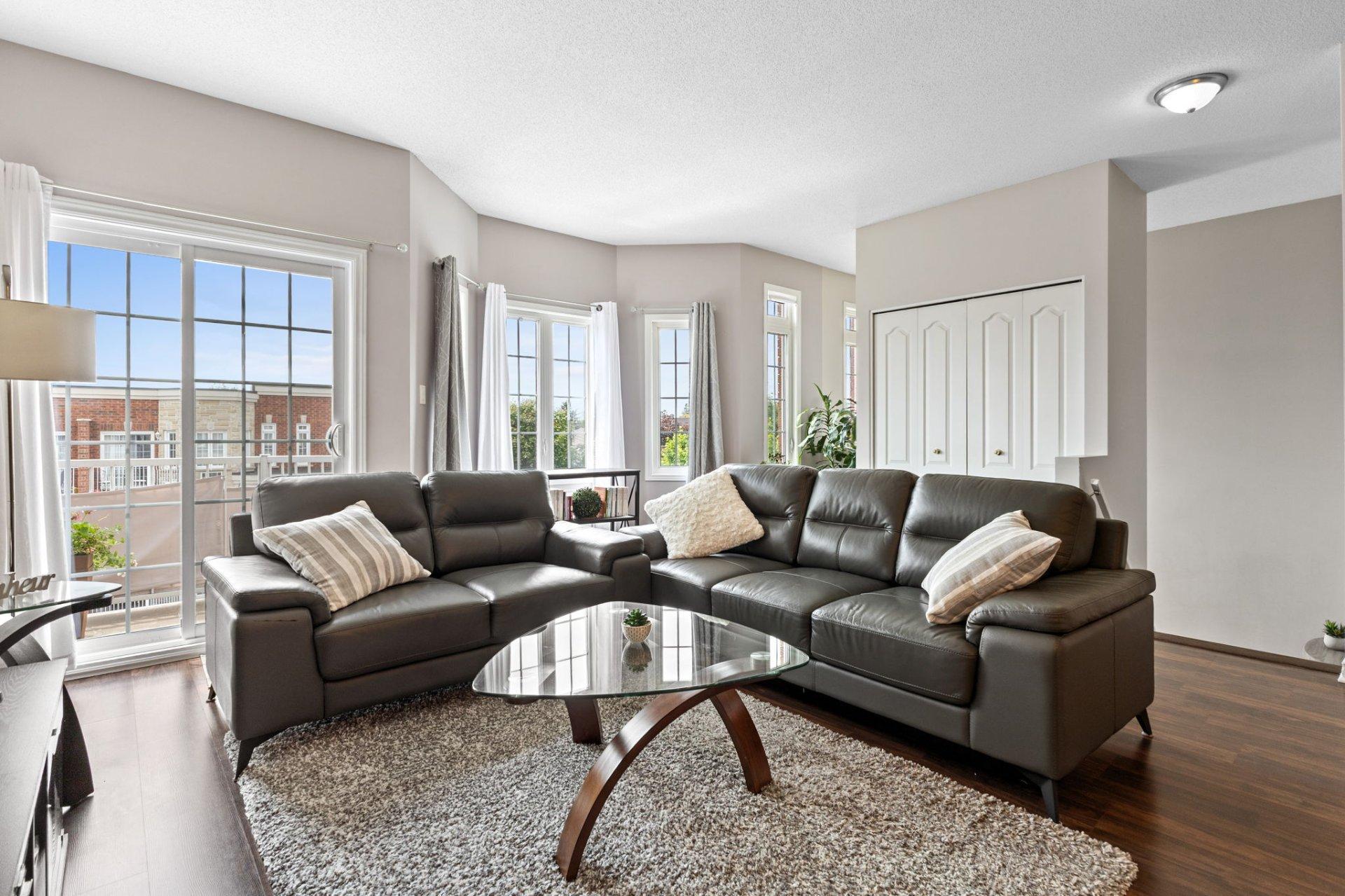 









817


Boul. de la Cité

, 3,
Gatineau (Gatineau),




QC
J8R0G2

