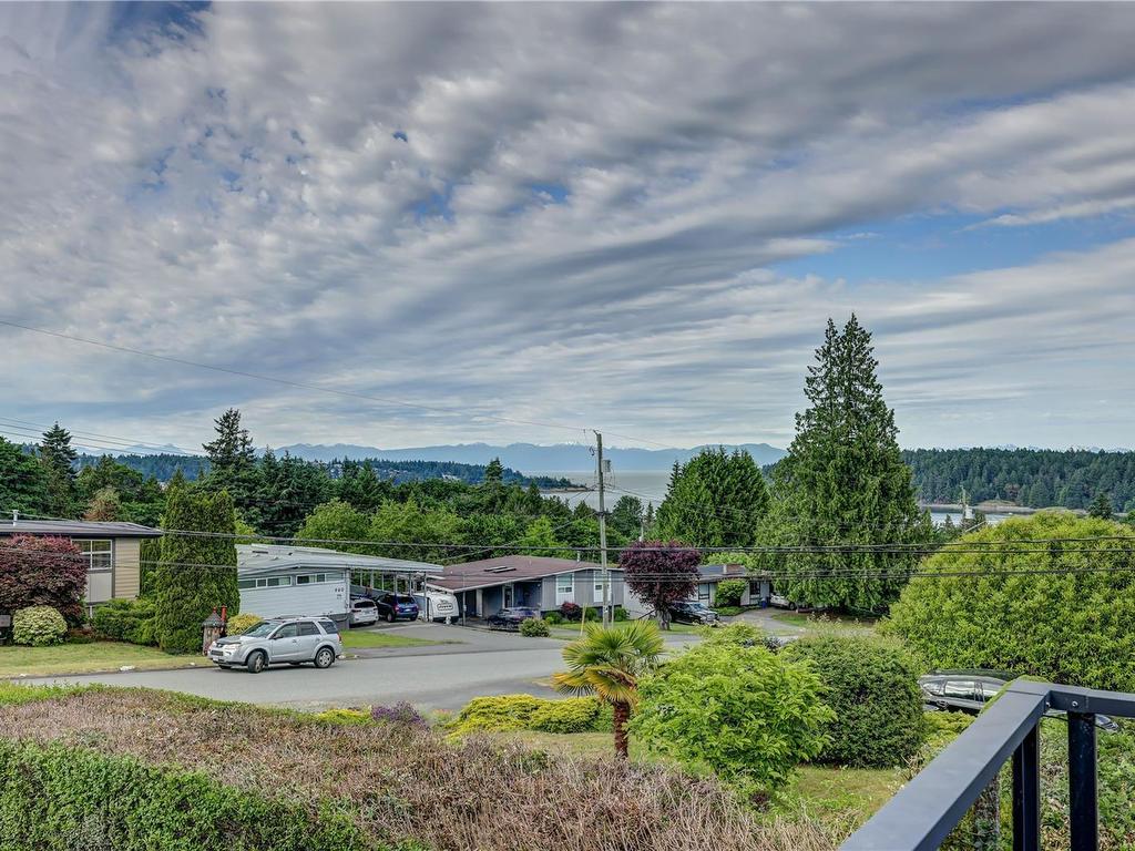 









985


Malaspina

Cres,
Nanaimo,




BC
V9S 2Z9

