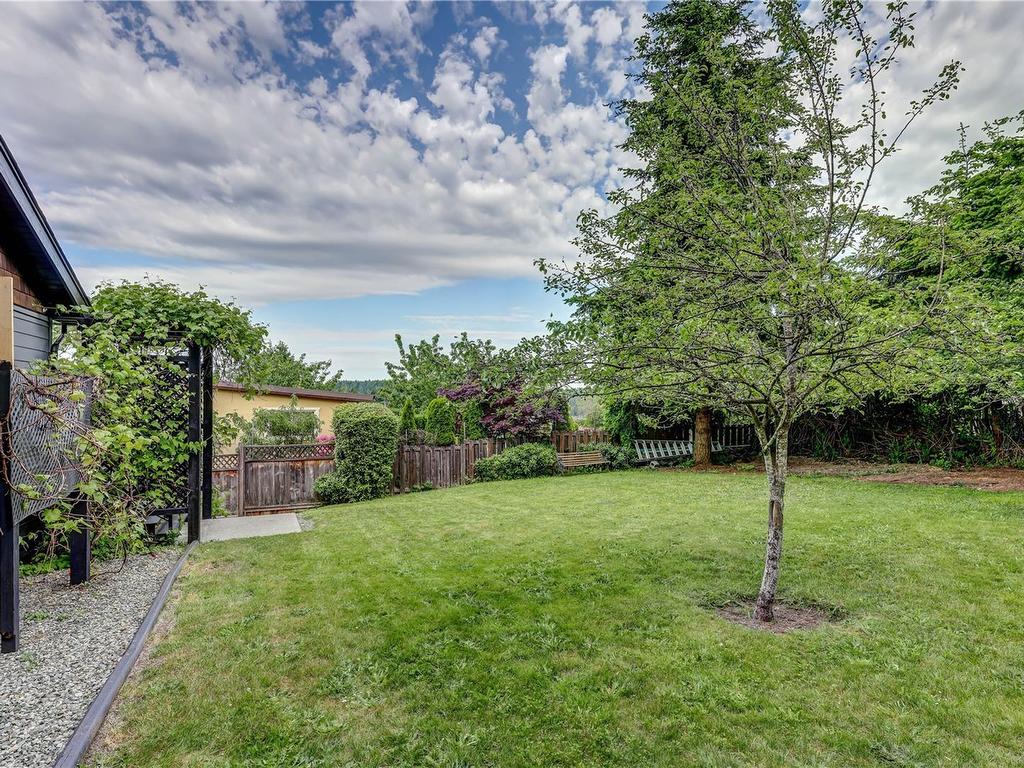 









985


Malaspina

Cres,
Nanaimo,




BC
V9S 2Z9

