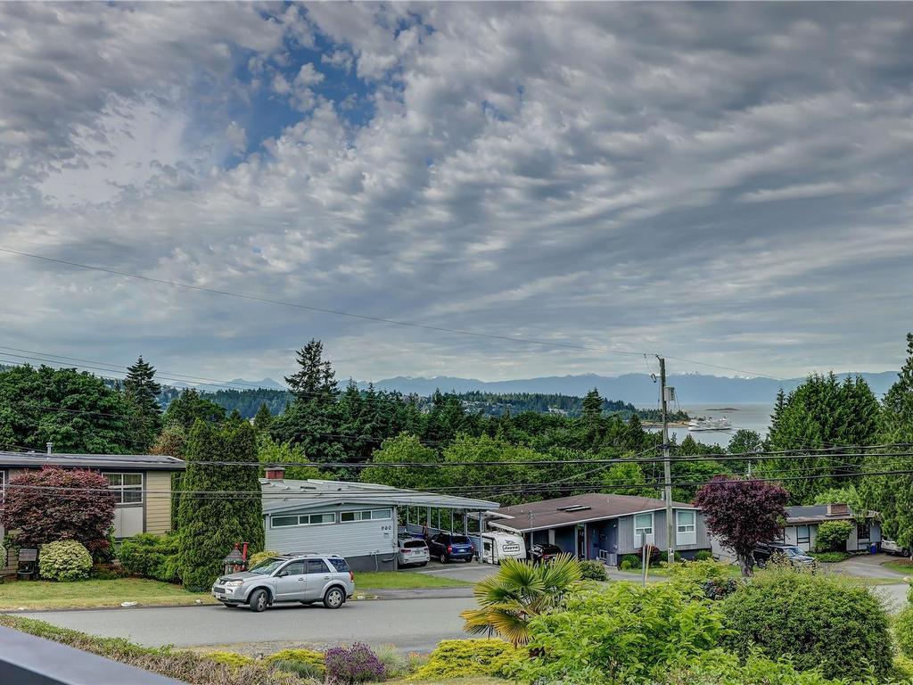 









985


Malaspina

Cres,
Nanaimo,




BC
V9S 2Z9

