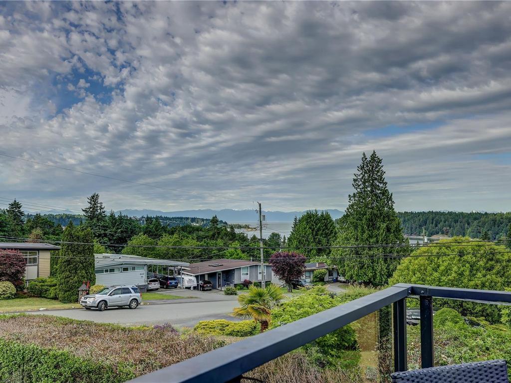 









985


Malaspina

Cres,
Nanaimo,




BC
V9S 2Z9


