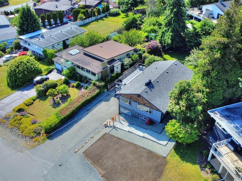 









985


Malaspina

Cres,
Nanaimo,




BC
V9S 2Z9

