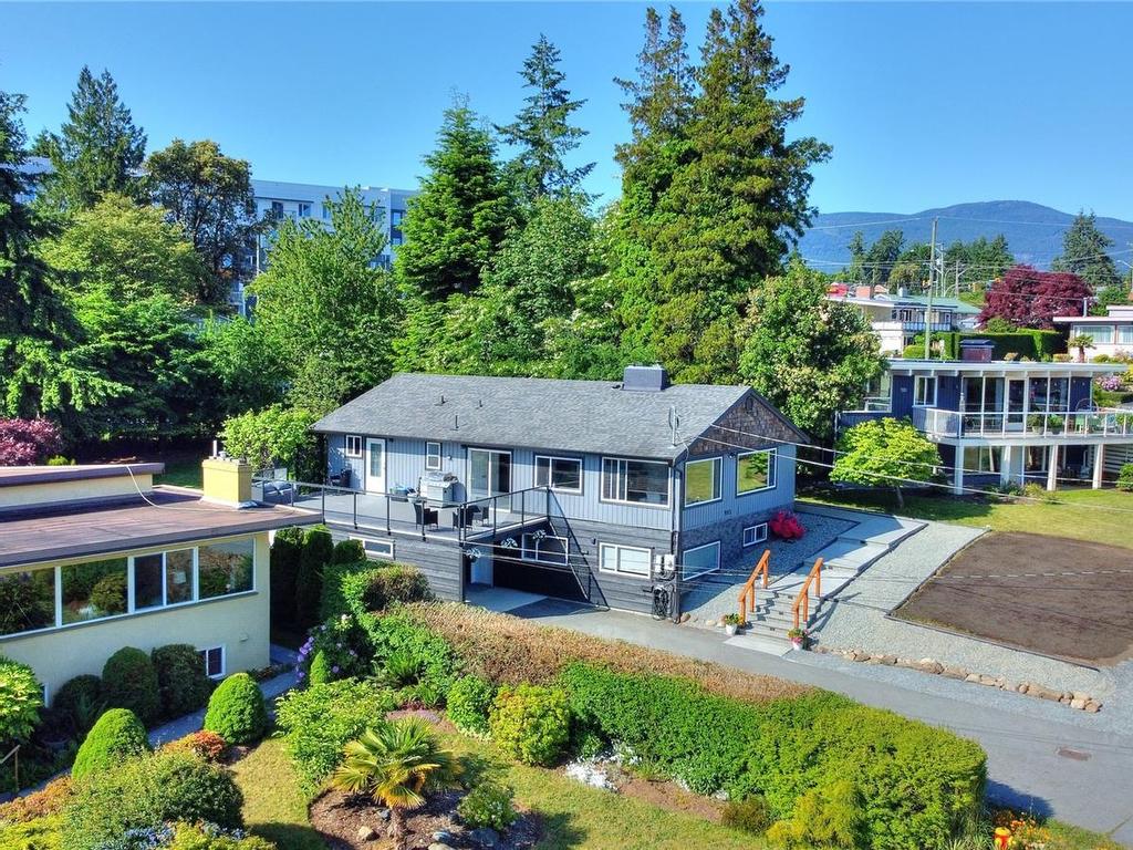 









985


Malaspina

Cres,
Nanaimo,




BC
V9S 2Z9

