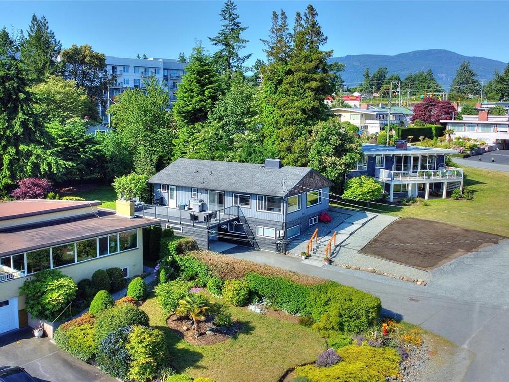 









985


Malaspina

Cres,
Nanaimo,




BC
V9S 2Z9

