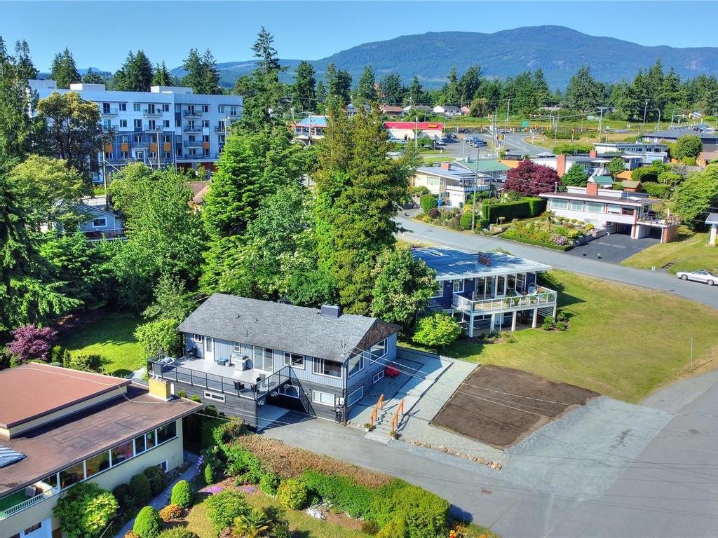 









985


Malaspina

Cres,
Nanaimo,




BC
V9S 2Z9

