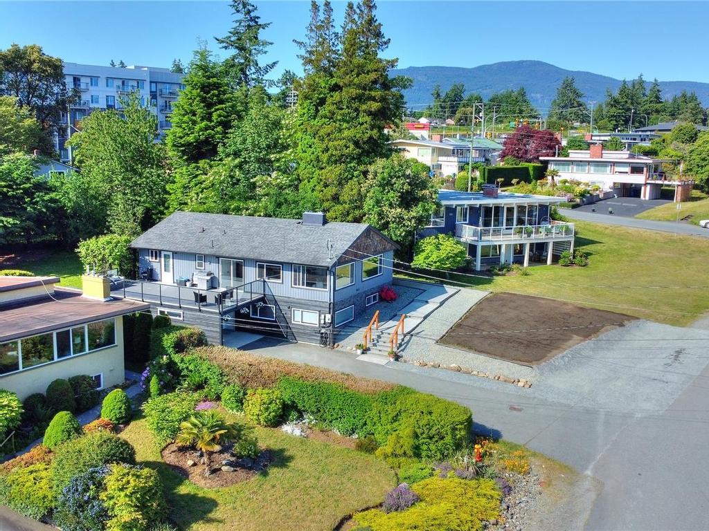 









985


Malaspina

Cres,
Nanaimo,




BC
V9S 2Z9

