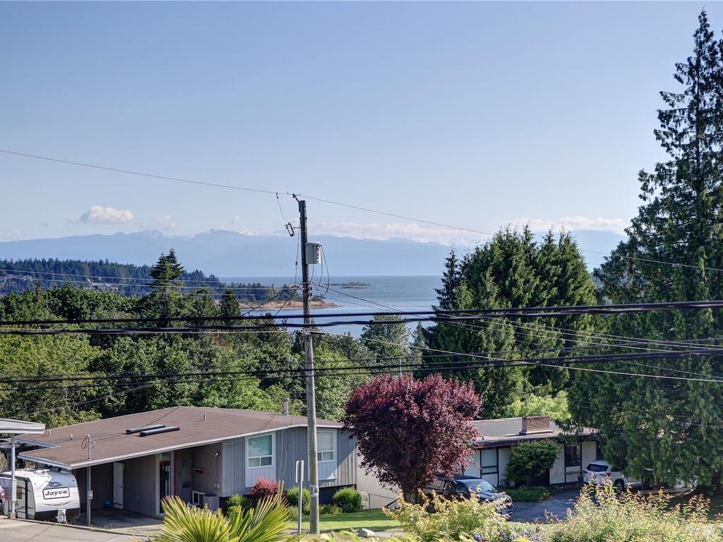 









985


Malaspina

Cres,
Nanaimo,




BC
V9S 2Z9

