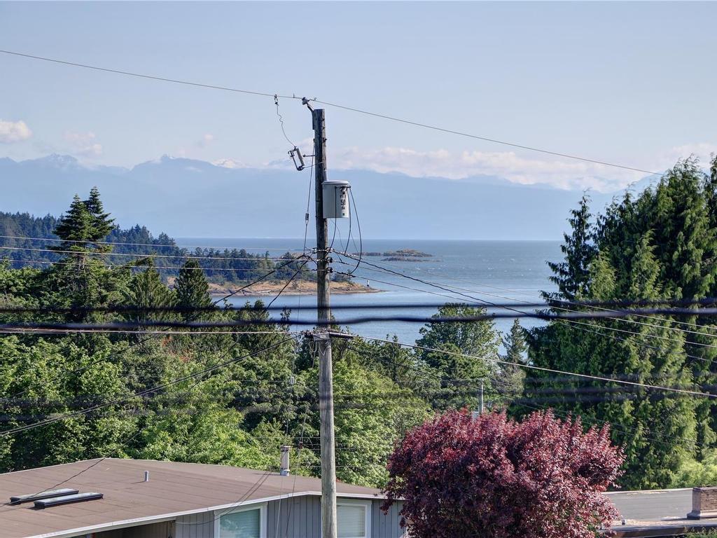 









985


Malaspina

Cres,
Nanaimo,




BC
V9S 2Z9

