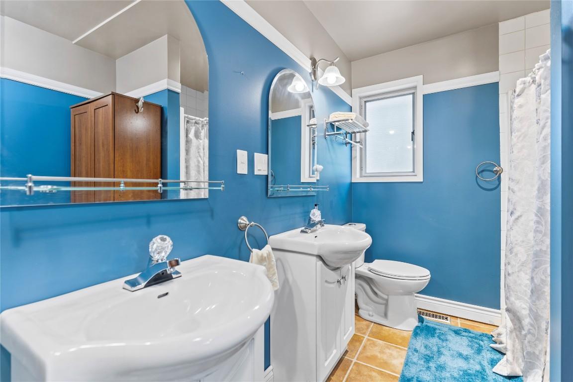 









704


Bradford

Road,
Barriere,




BC
V0E 1E0

