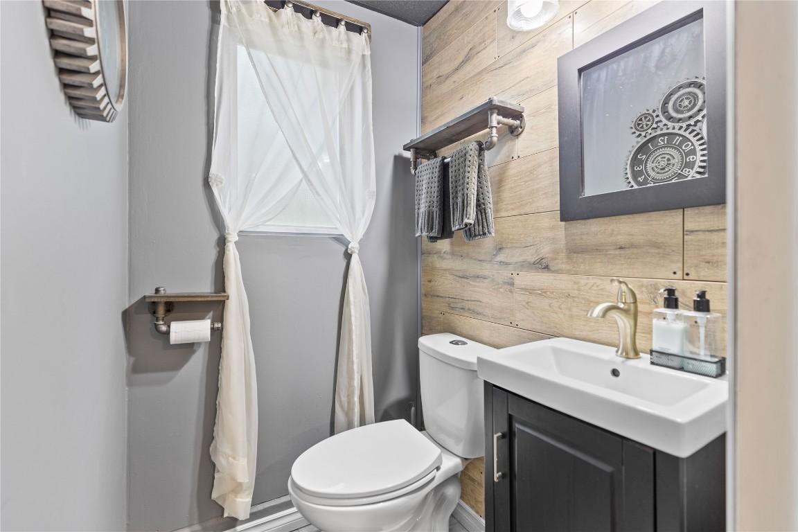 









704


Bradford

Road,
Barriere,




BC
V0E 1E0

