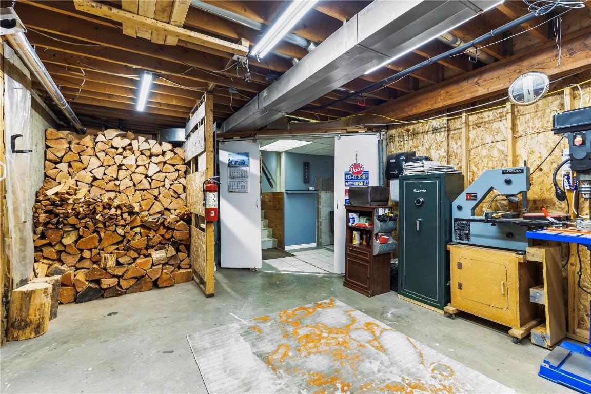 









704


Bradford

Road,
Barriere,




BC
V0E 1E0

