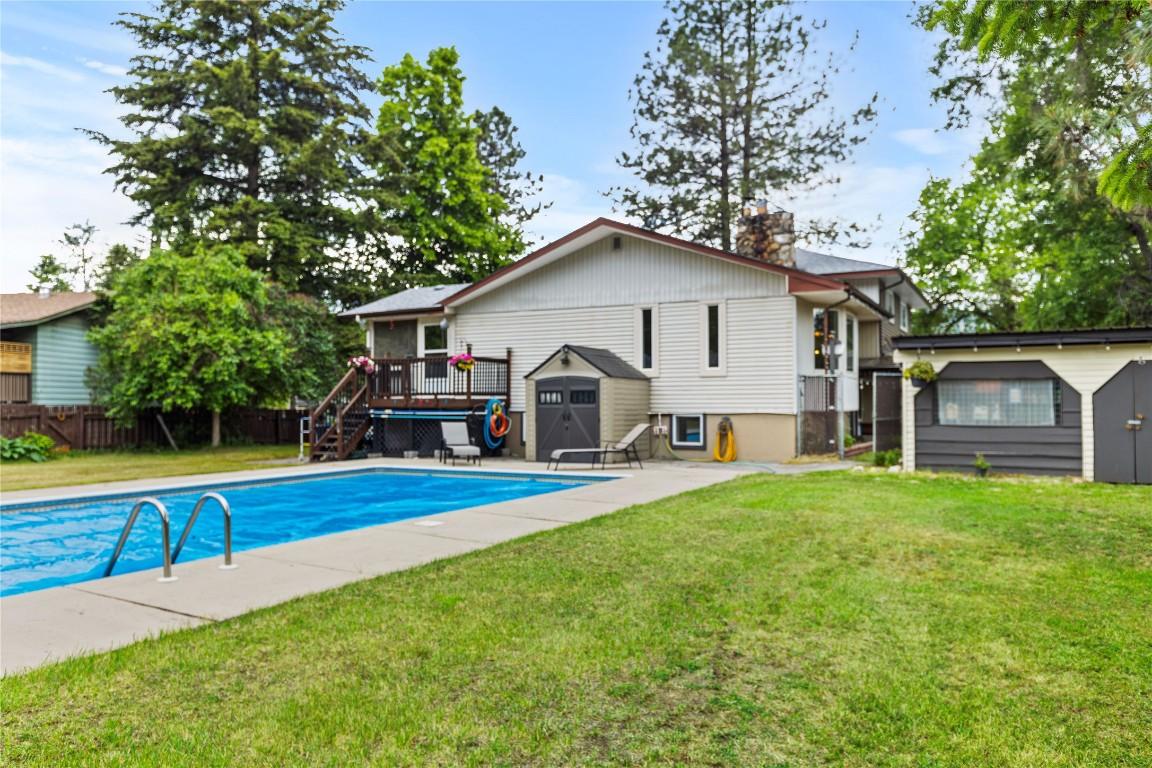 









704


Bradford

Road,
Barriere,




BC
V0E 1E0

