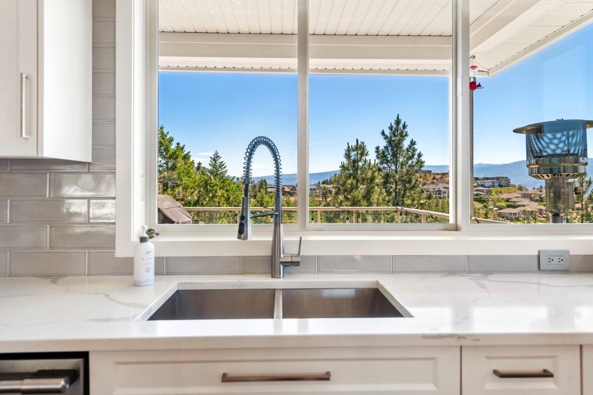 









2541


Copper Ridge

Drive,
West Kelowna,




BC
V4T 2X6

