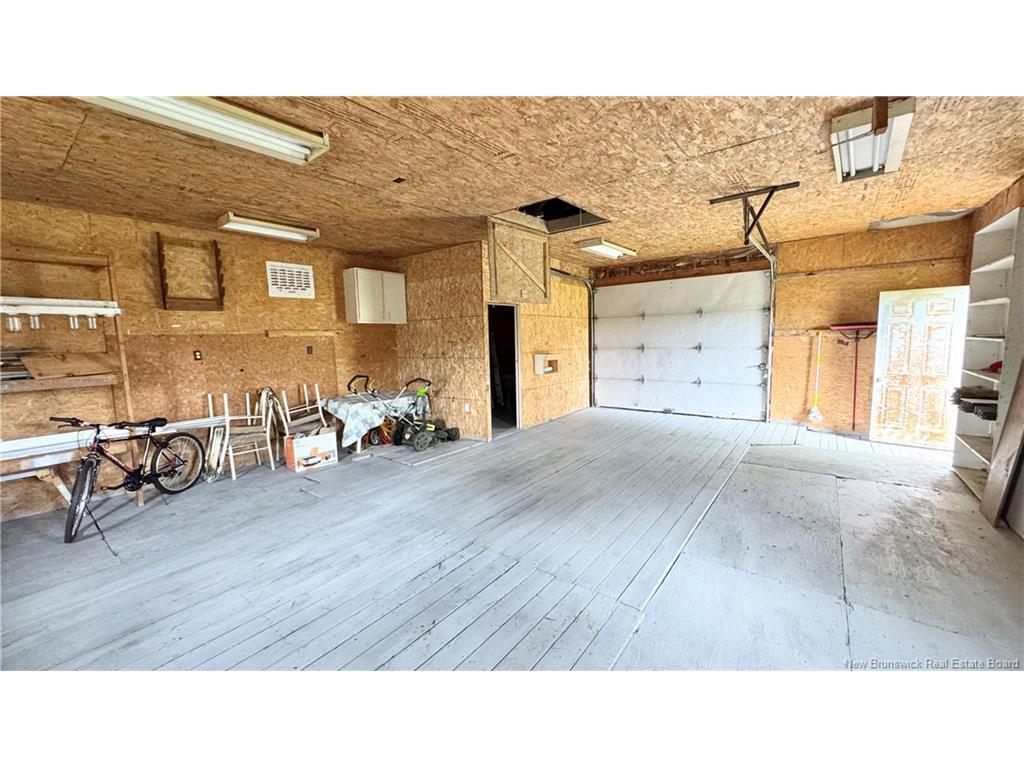 









1740


Brideau

AVE,
Bathurst,




NB
E2A 2J8

