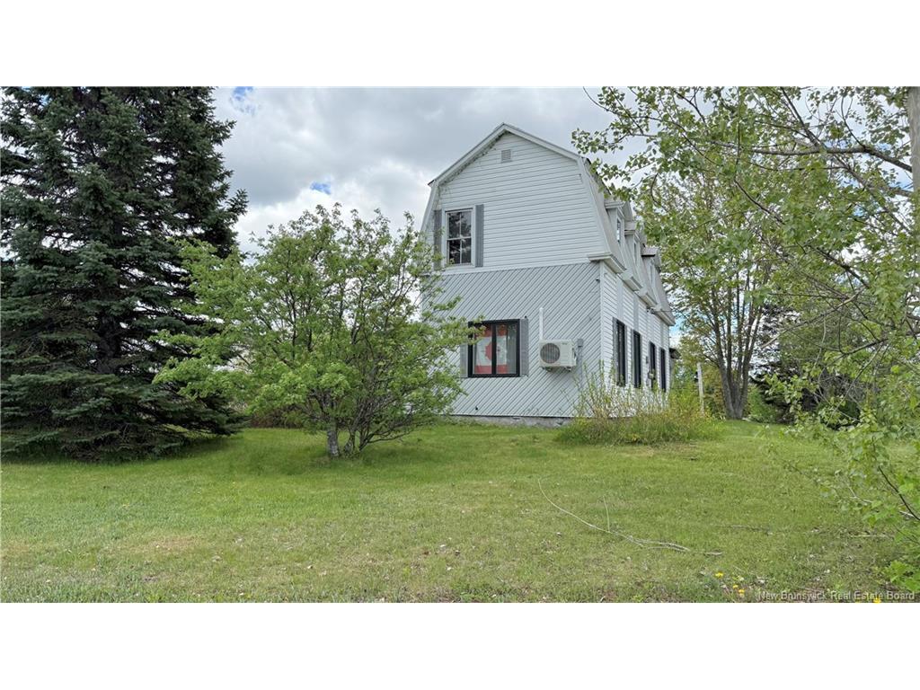 









1740


Brideau

AVE,
Bathurst,




NB
E2A 2J8

