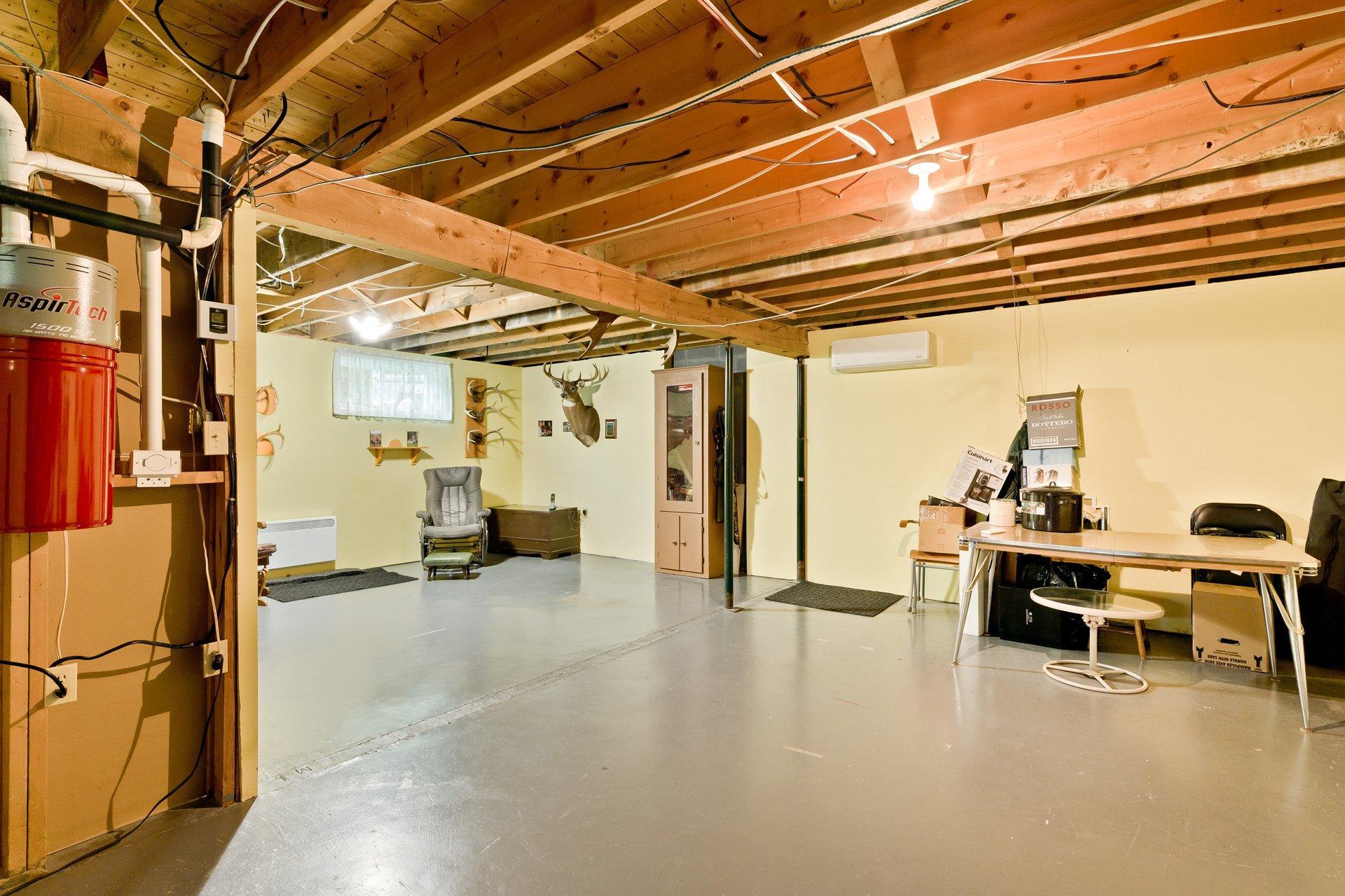 









444


Rue Jeanne-Mance

,
Coaticook,




QC
J1A1W5

