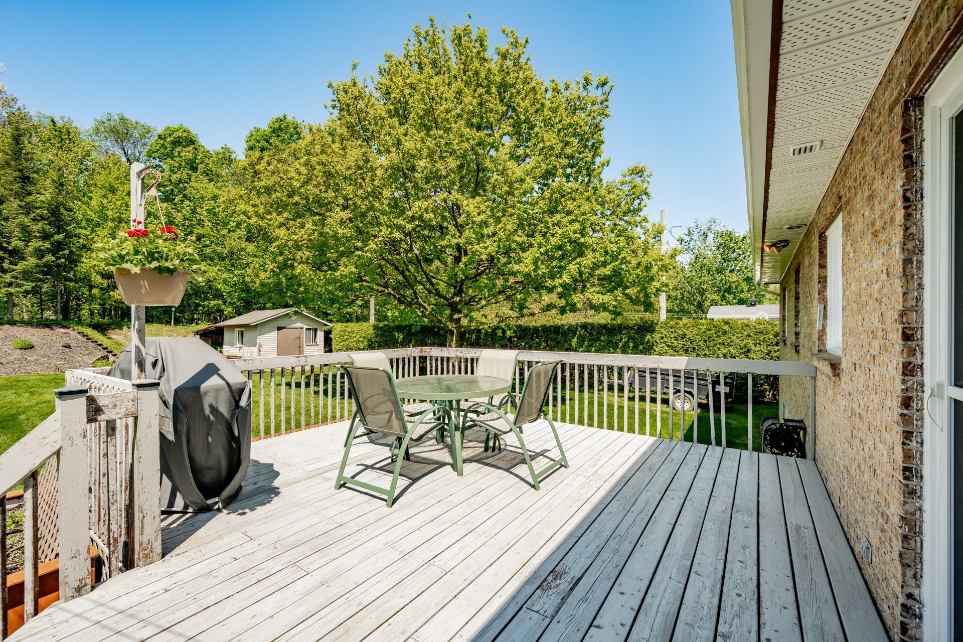 









444


Rue Jeanne-Mance

,
Coaticook,




QC
J1A1W5

