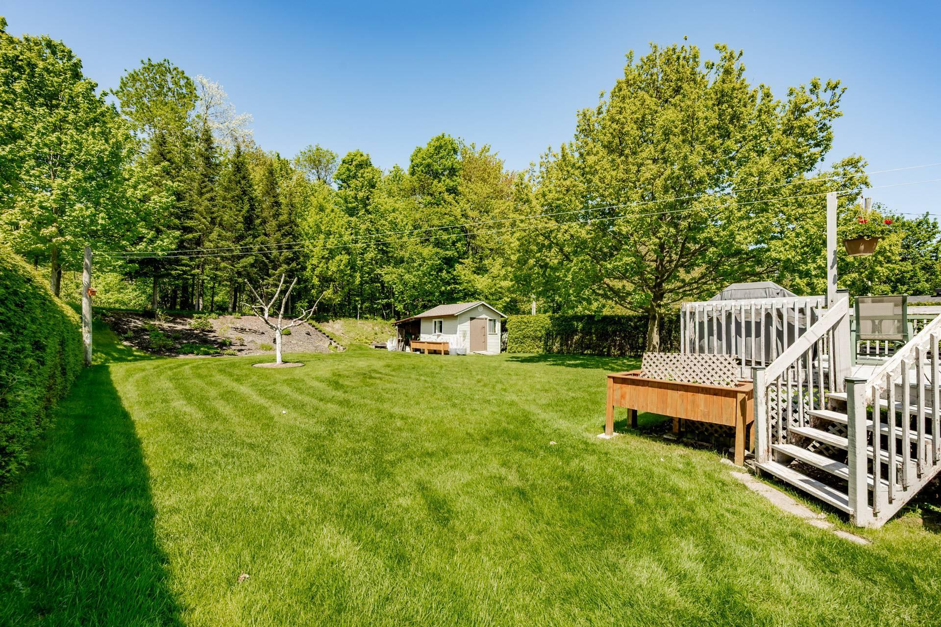 









444


Rue Jeanne-Mance

,
Coaticook,




QC
J1A1W5

