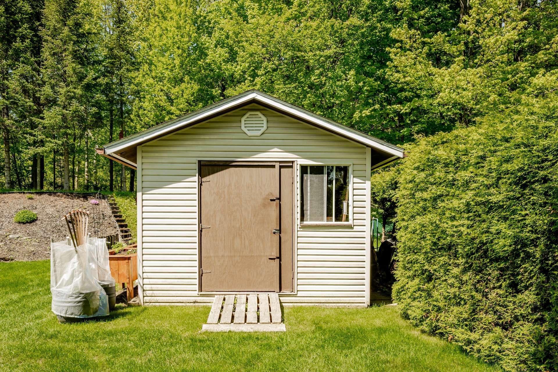 









444


Rue Jeanne-Mance

,
Coaticook,




QC
J1A1W5

