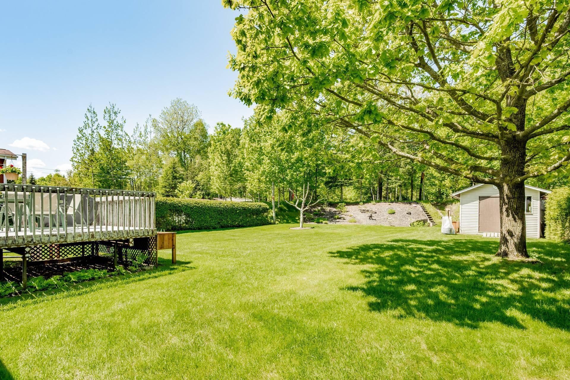 









444


Rue Jeanne-Mance

,
Coaticook,




QC
J1A1W5

