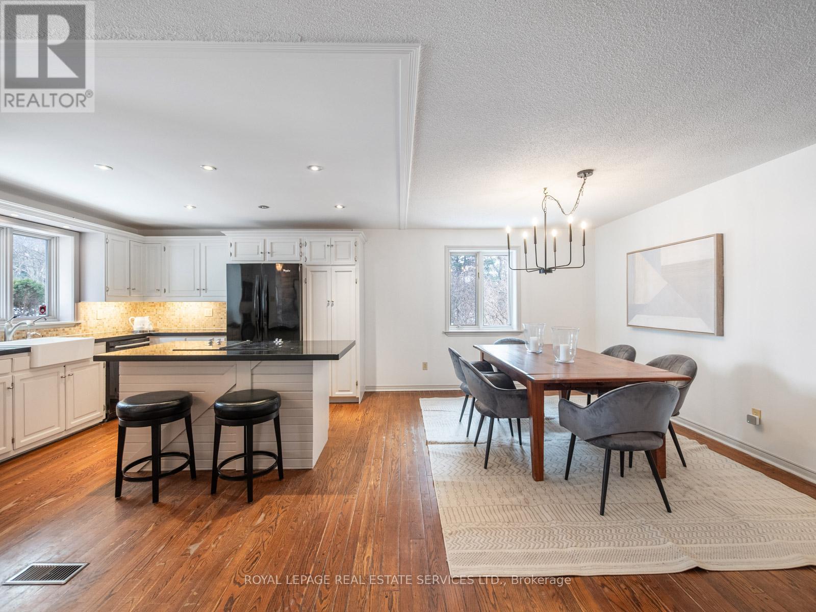 












15754 HEART LAKE ROAD

,
Caledon,




Ontario
L7C2L2

