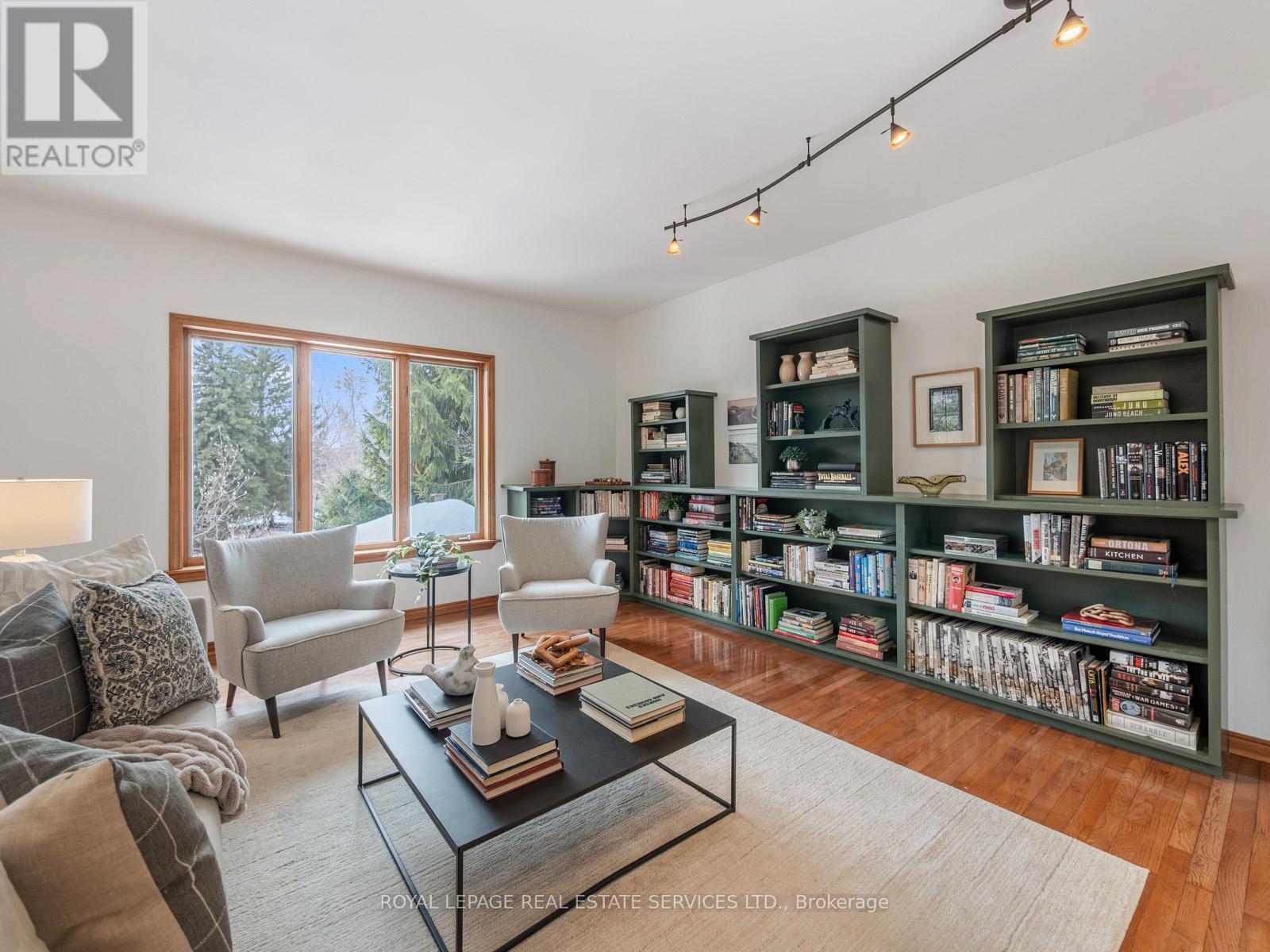 












15754 HEART LAKE ROAD

,
Caledon,




Ontario
L7C2L2


