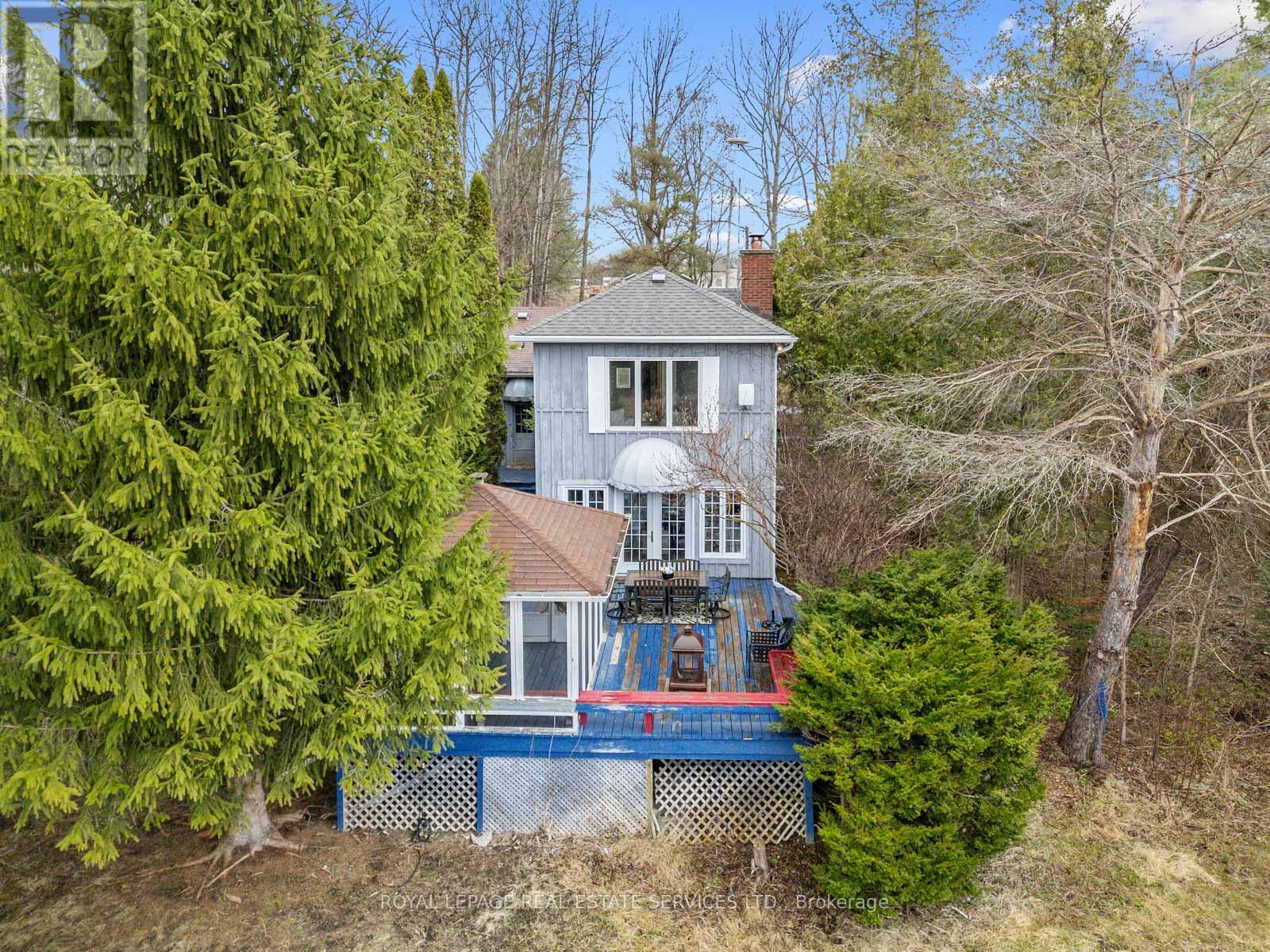 












15754 HEART LAKE ROAD

,
Caledon,




Ontario
L7C2L2

