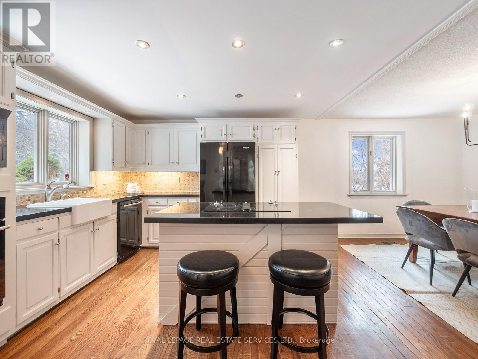 












15754 HEART LAKE ROAD

,
Caledon,




Ontario
L7C2L2

