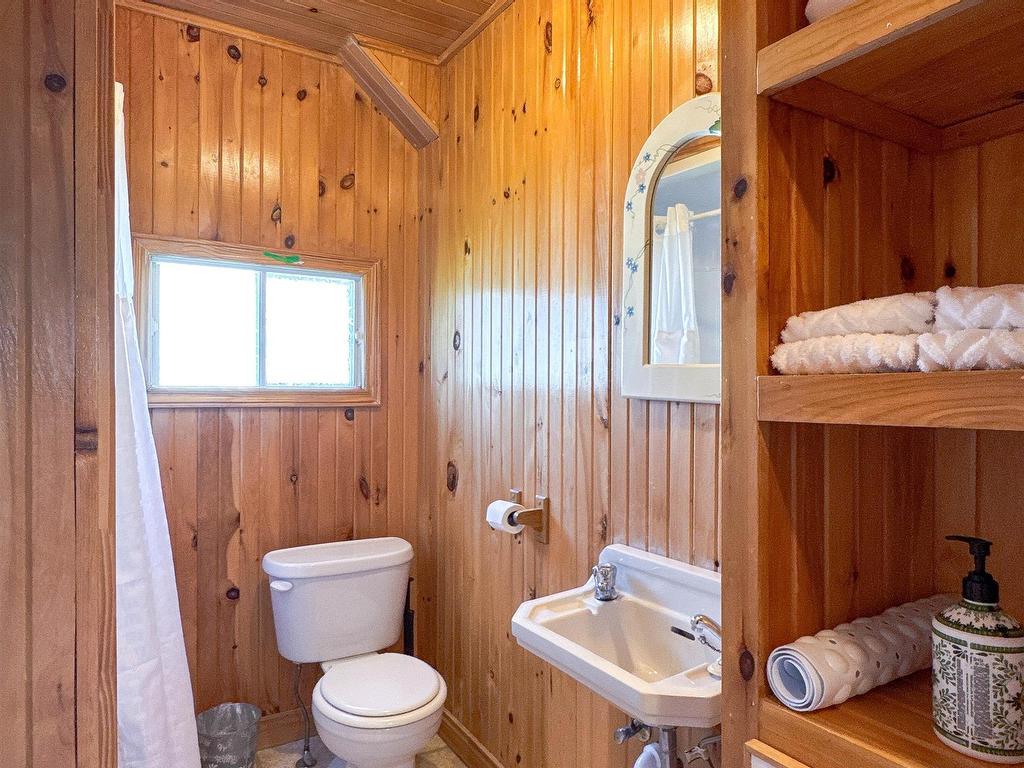 












5864 St. Peter's Road

,
St. Peters Bay,







PE
C0A 2A0

