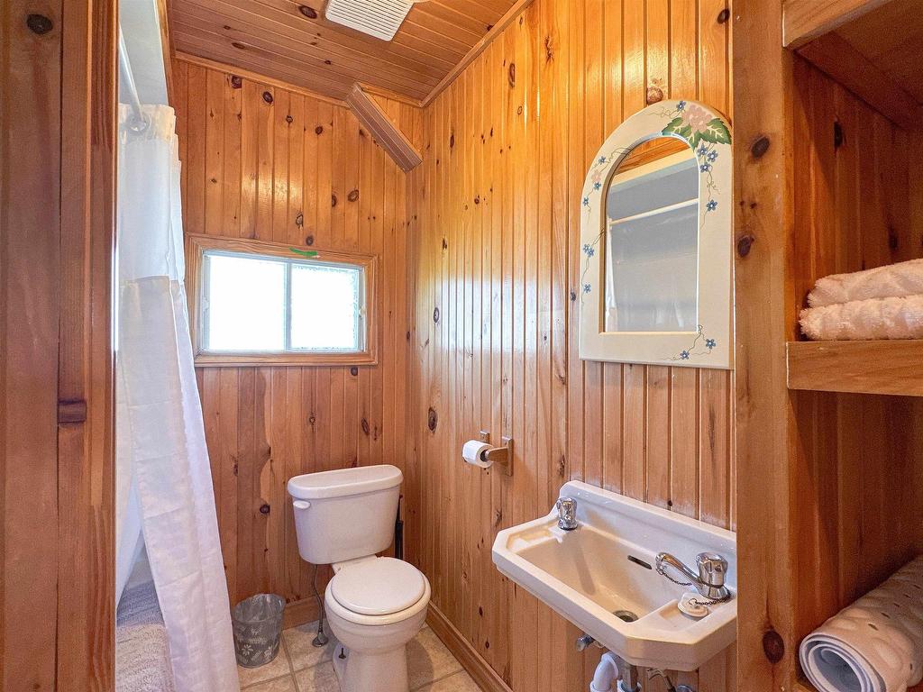 












5864 St. Peter's Road

,
St. Peters Bay,







PE
C0A 2A0

