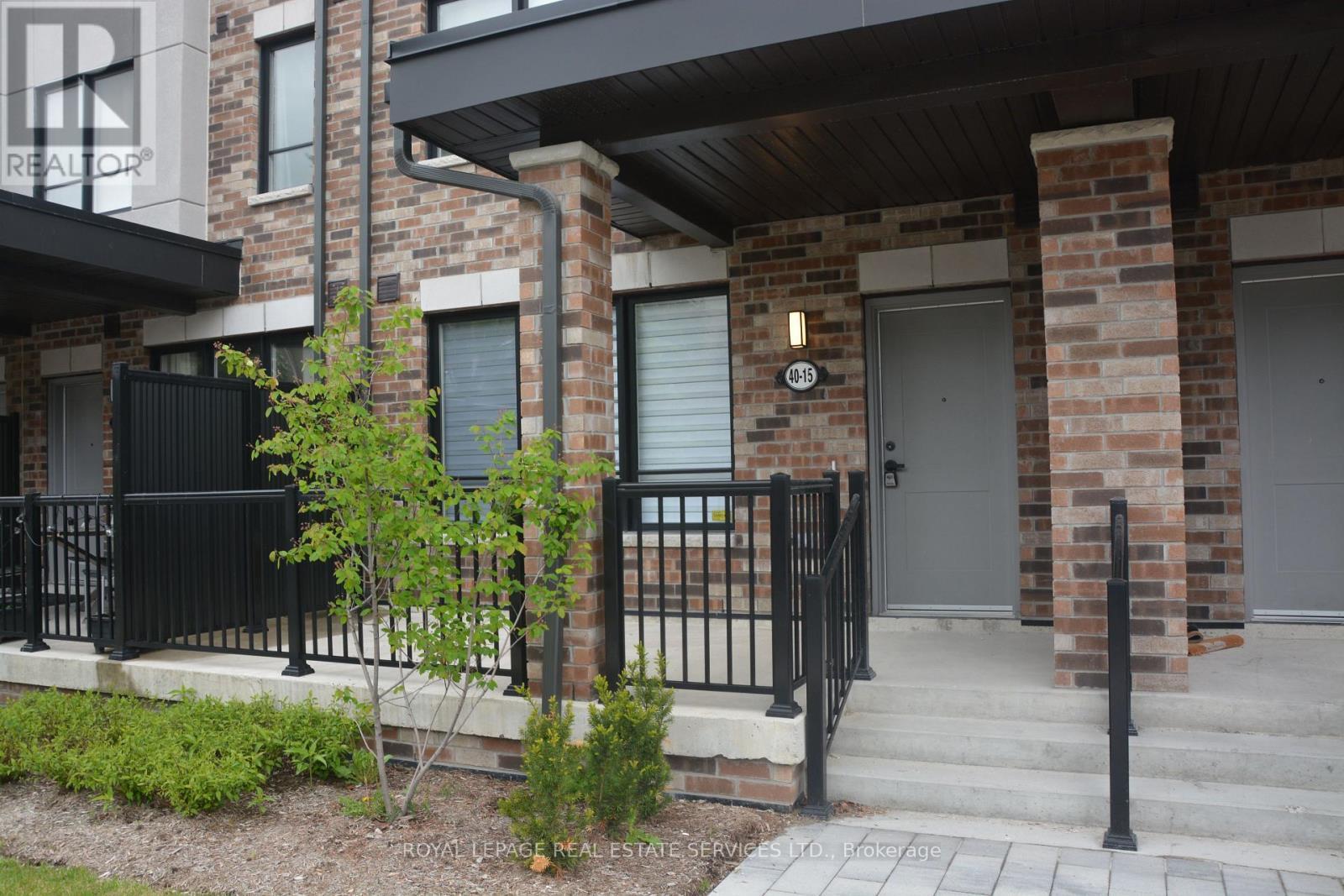 












15 - 40 BAYNES WAY

,
Bradford West Gwillimbury,




Ontario
L3Z4M4

