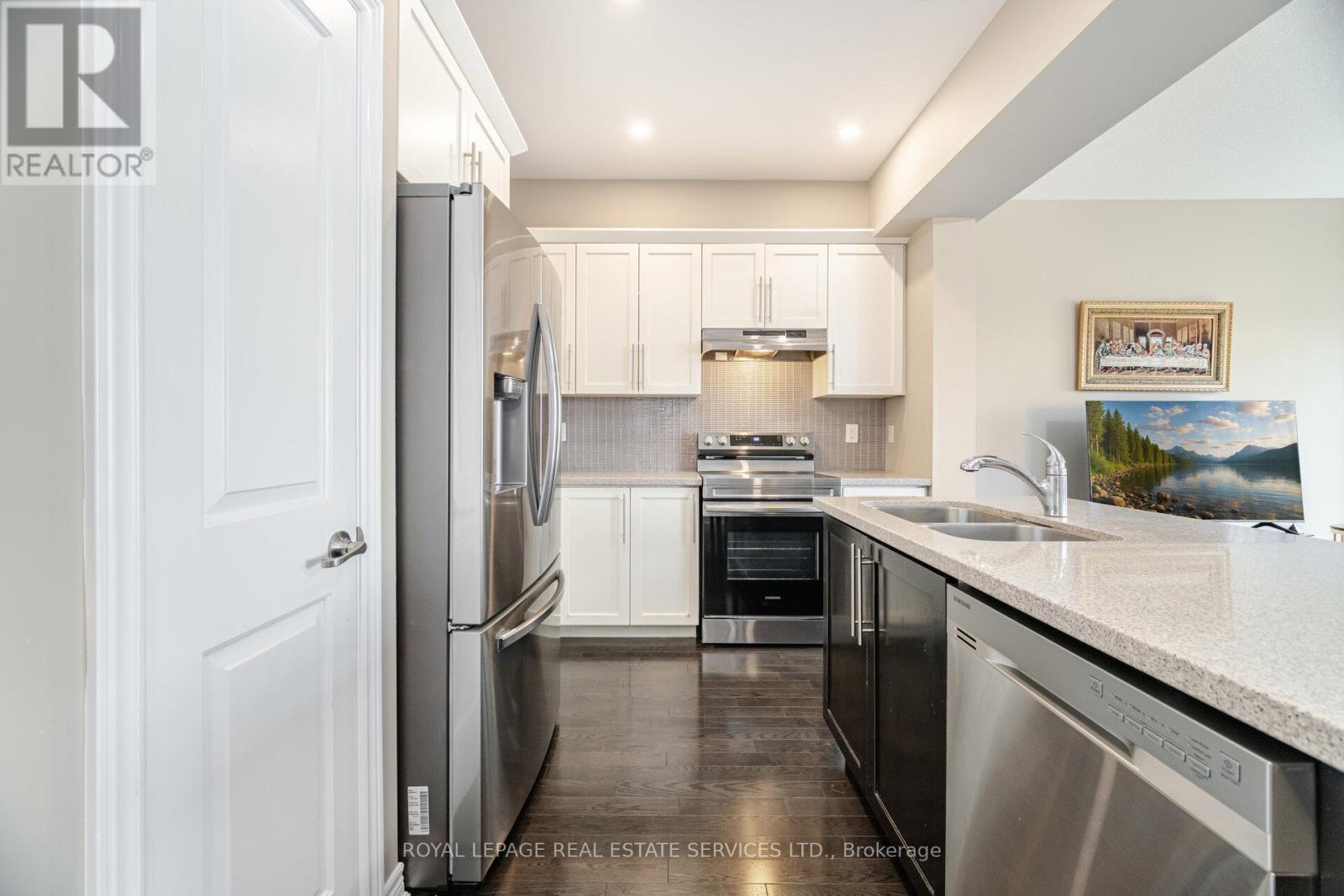 












139 ECHOVALLEY DRIVE

,
Hamilton,




Ontario
L8J0H1

