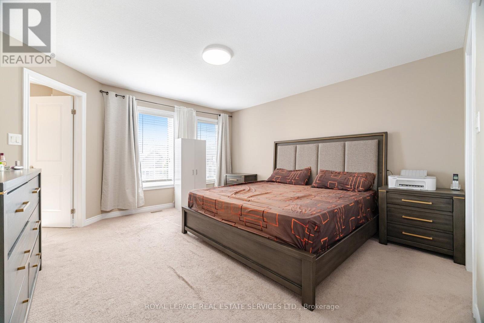 












139 ECHOVALLEY DRIVE

,
Hamilton,




Ontario
L8J0H1

