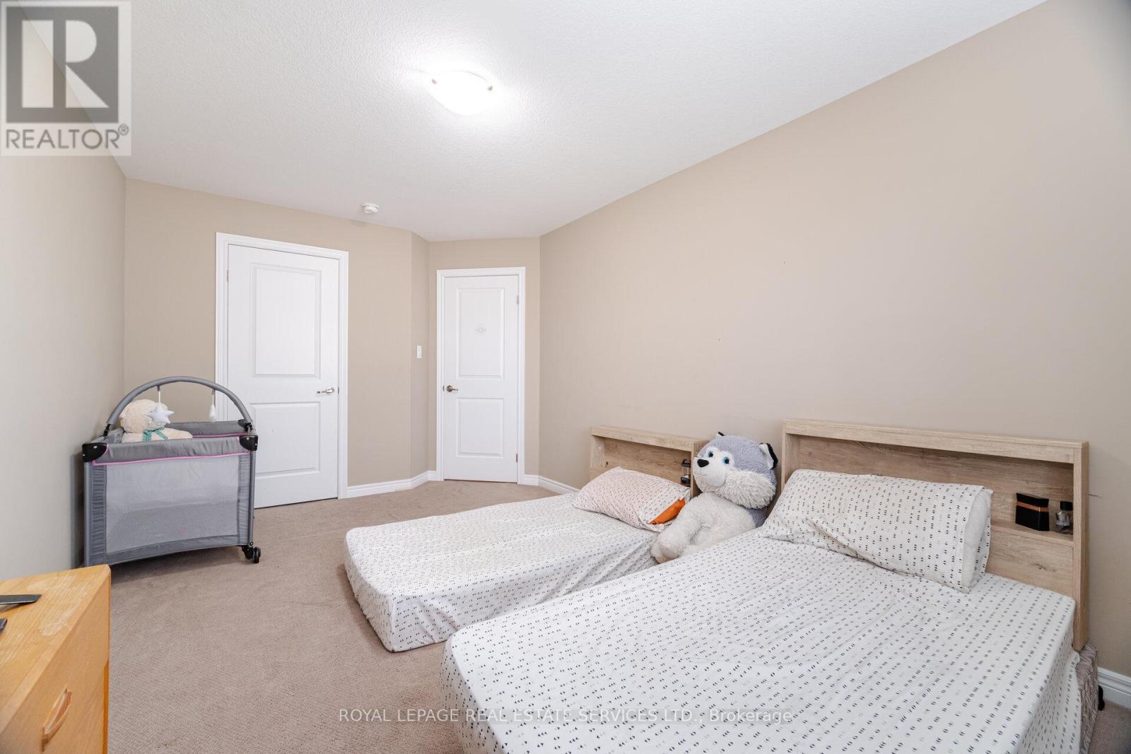 












139 ECHOVALLEY DRIVE

,
Hamilton,




Ontario
L8J0H1

