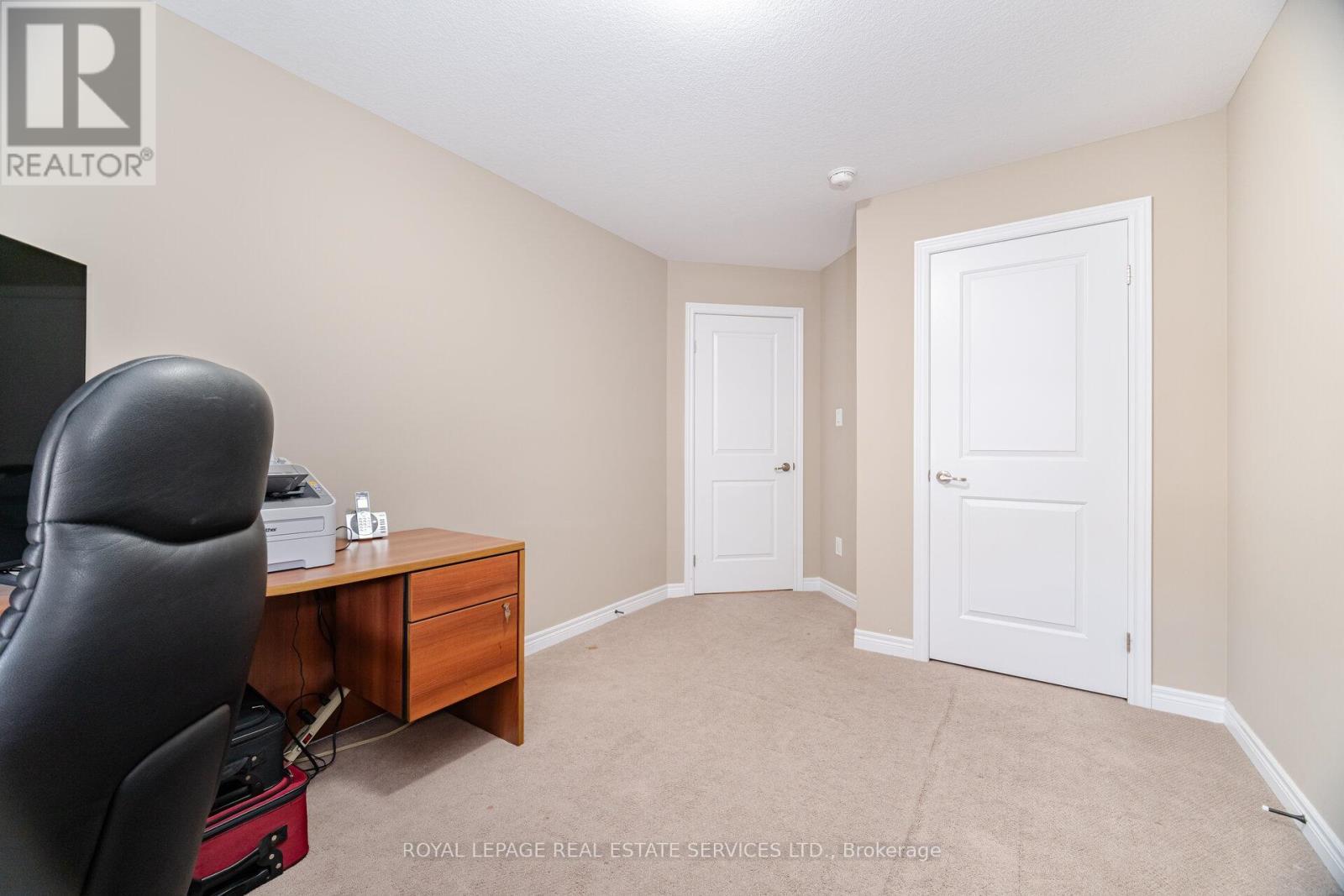 












139 ECHOVALLEY DRIVE

,
Hamilton,




Ontario
L8J0H1

