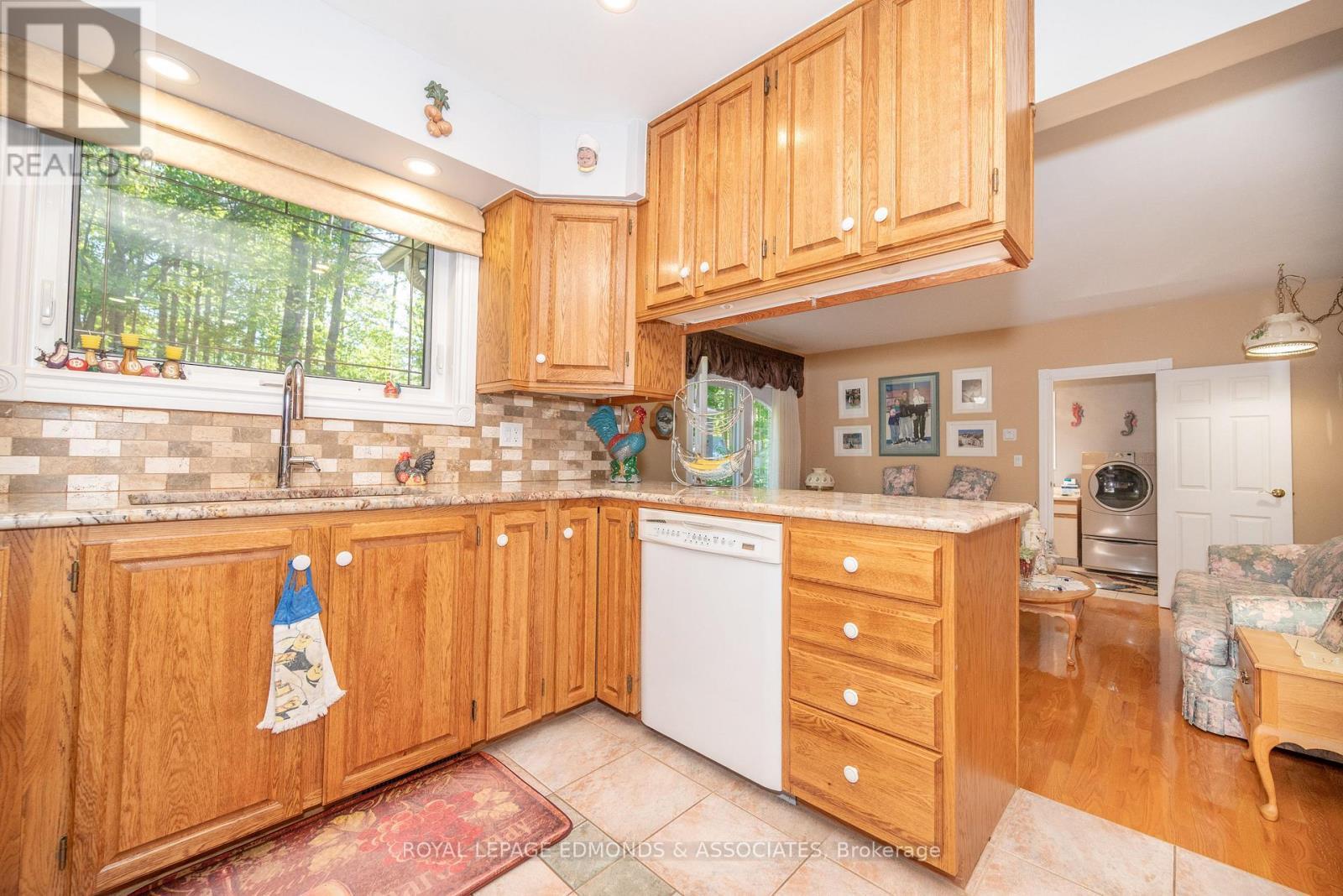 












9 HERITAGE DRIVE

,
Petawawa,




Ontario
K8H3J5

