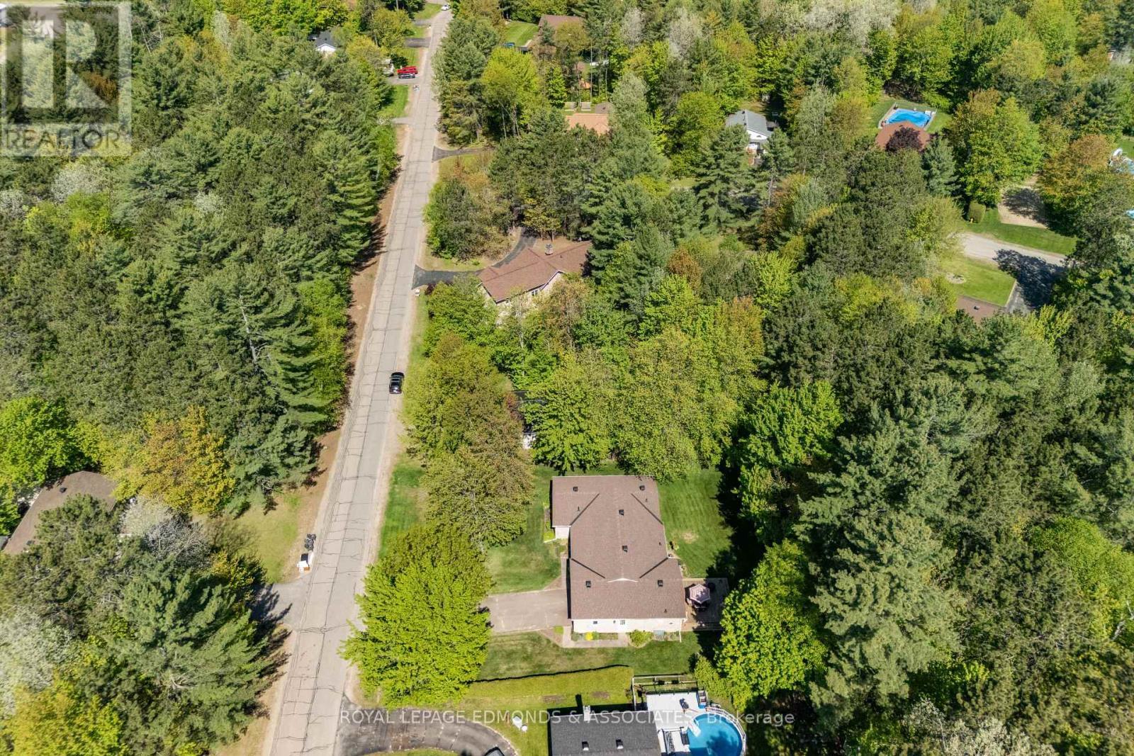












9 HERITAGE DRIVE

,
Petawawa,




Ontario
K8H3J5

