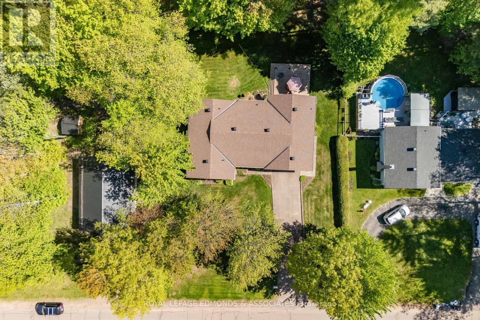 












9 HERITAGE DRIVE

,
Petawawa,




Ontario
K8H3J5

