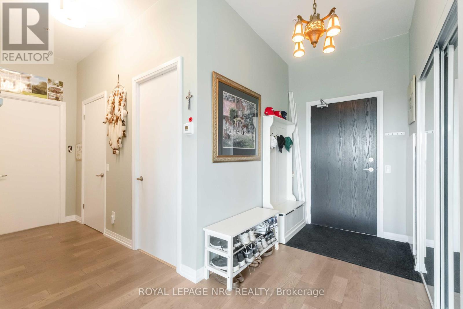 












905 - 7711 GREEN VISTA GATE

,
Niagara Falls (Oldfield),




Ontario
L2G0Y9


