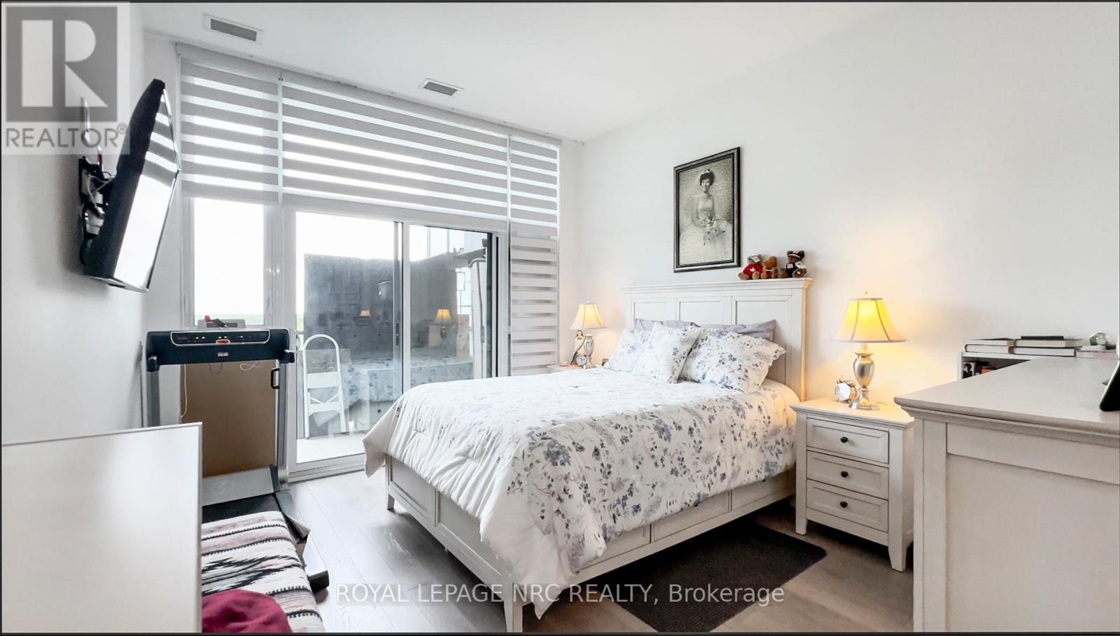 












905 - 7711 GREEN VISTA GATE

,
Niagara Falls (Oldfield),




Ontario
L2G0Y9

