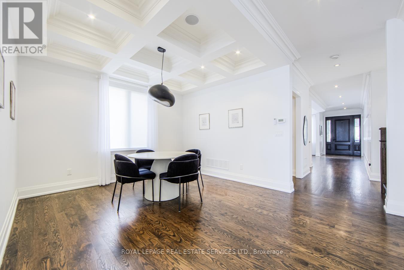 












21A ROYCREST AVENUE

,
Toronto,




Ontario
M2N1R1

