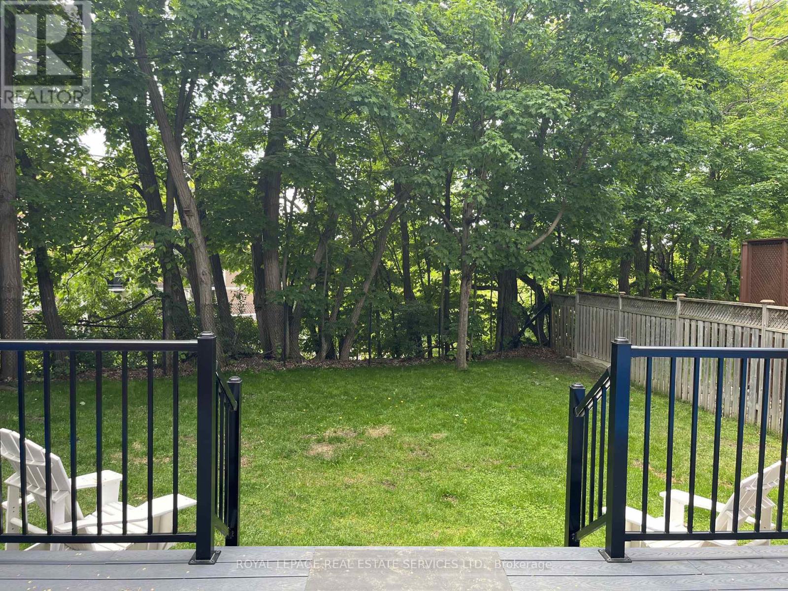 












21A ROYCREST AVENUE

,
Toronto,




Ontario
M2N1R1

