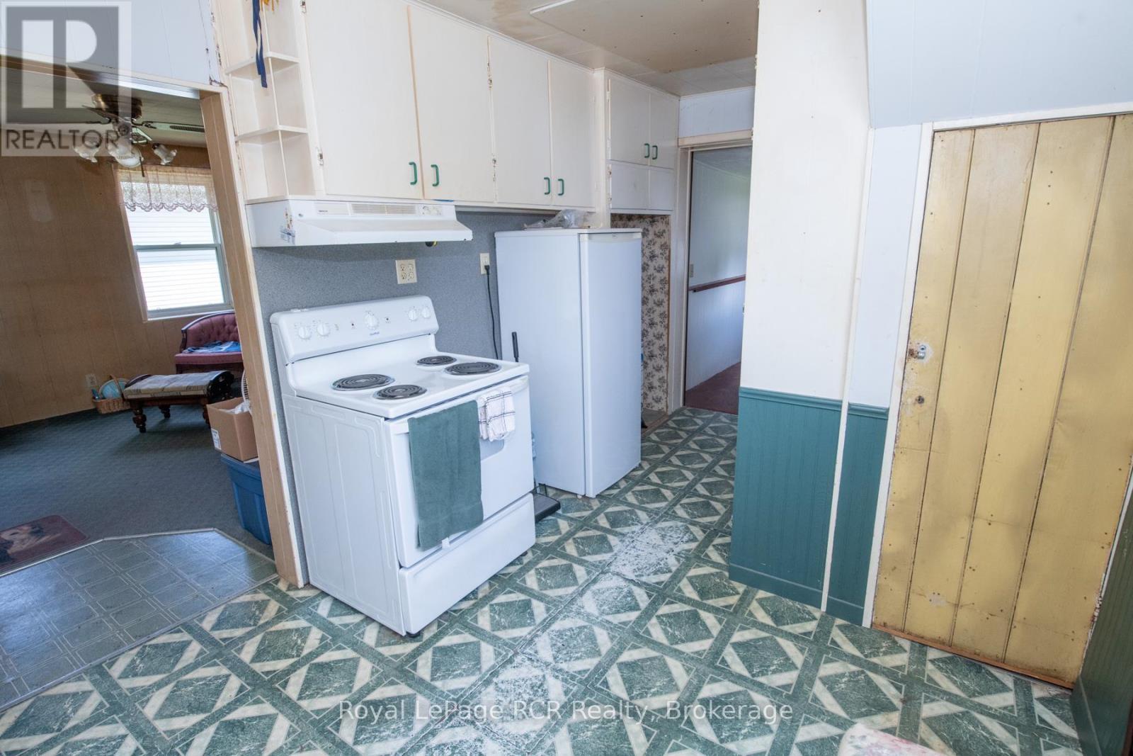 












450 JAMES STREET W

,
Wellington North (Mount Forest),




Ontario
N0G2L3

