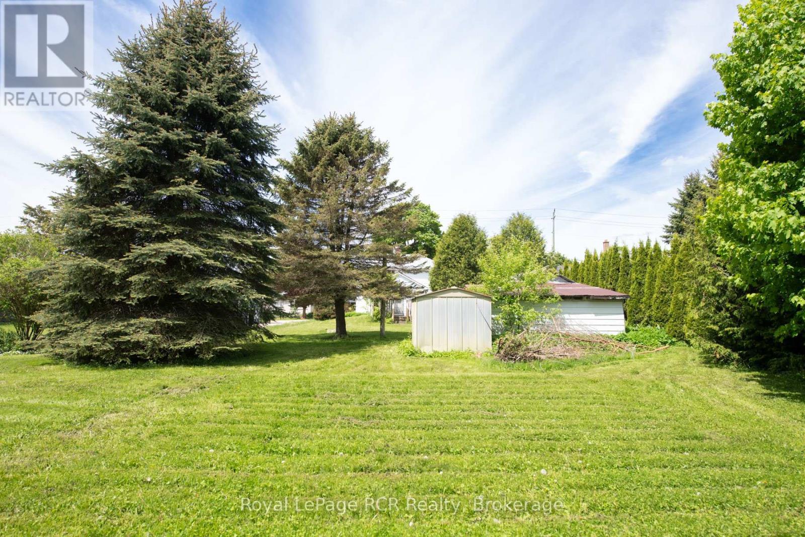 












450 JAMES STREET W

,
Wellington North (Mount Forest),




Ontario
N0G2L3

