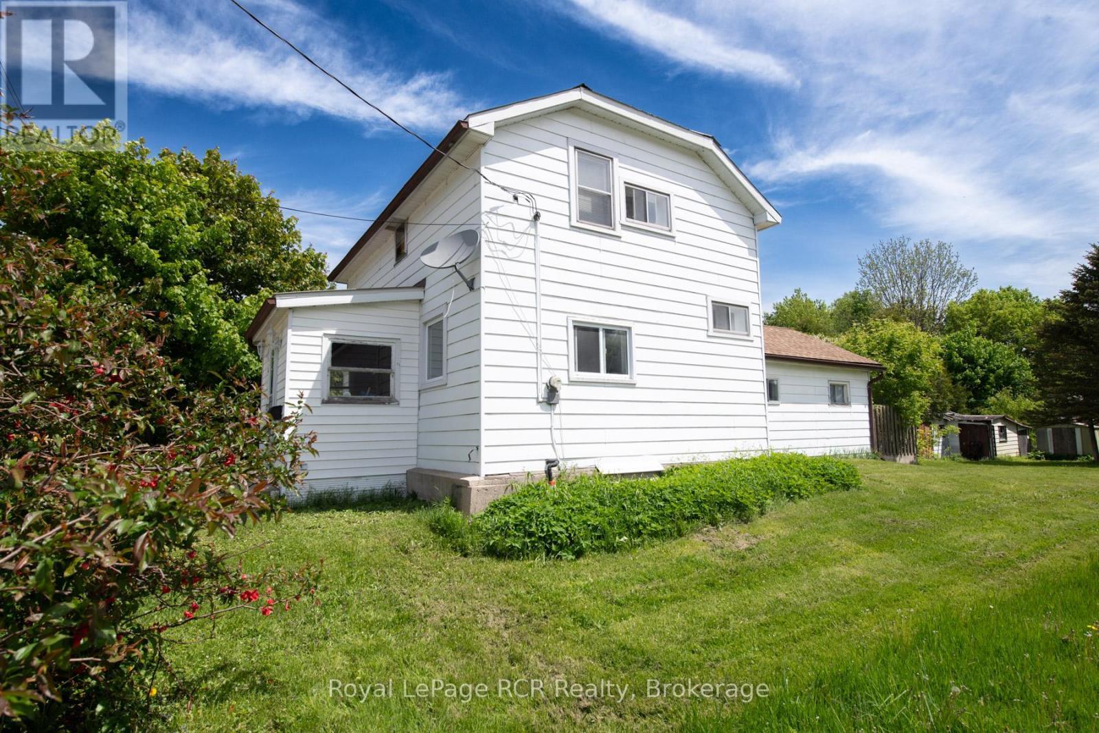 












450 JAMES STREET W

,
Wellington North (Mount Forest),




Ontario
N0G2L3

